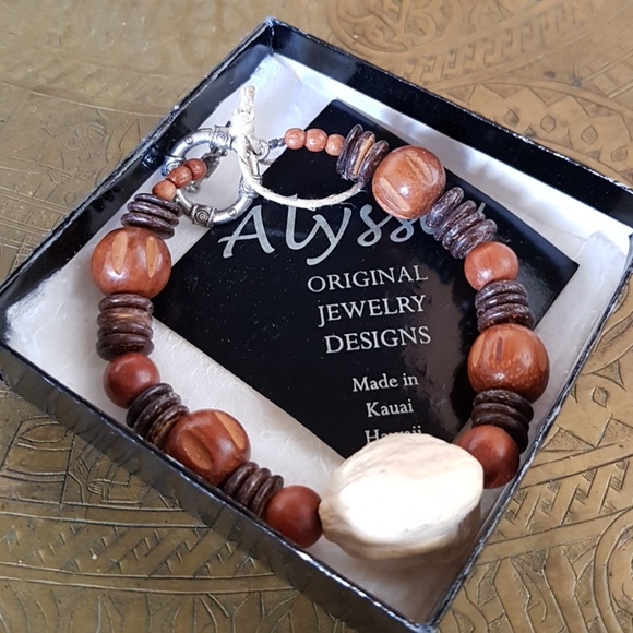 Alyssa Kauai Hawaiian nut silver bracelet - Picture 5 of 5